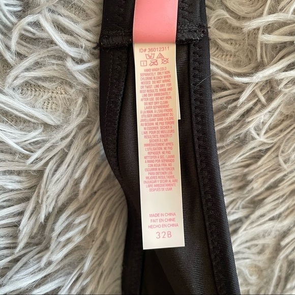 Victoria Secret black swimming punch up bra - Picture 4 of 8